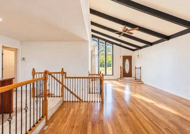 Photo 4 of Single family home for sale at 7902 Highway 100, Nashville, TN 37221 | MLS# 3611491 | Listing updated on 2026-10-07