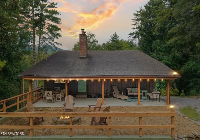 Photo 1 of Single family home for sale at 123 Cutter Gap Rd, Townsend, TN 37882 | MLS# 3611154 | Listing updated on 2026-10-03