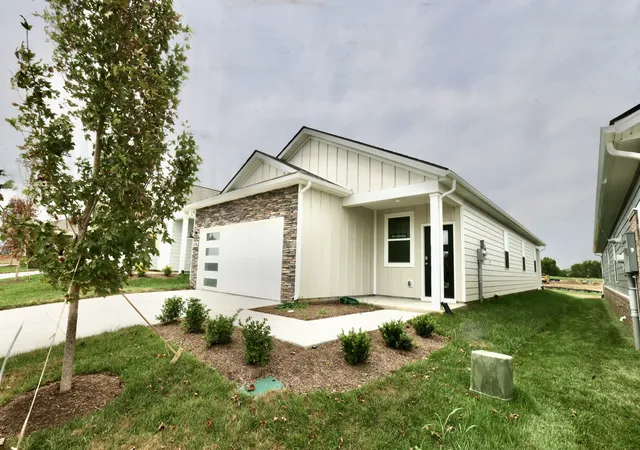Photo 1 of Single family home for sale at 320 Apollo Pvt Way, Gallatin, TN 37066 | MLS# 3611164 | Listing updated on 2026-10-03