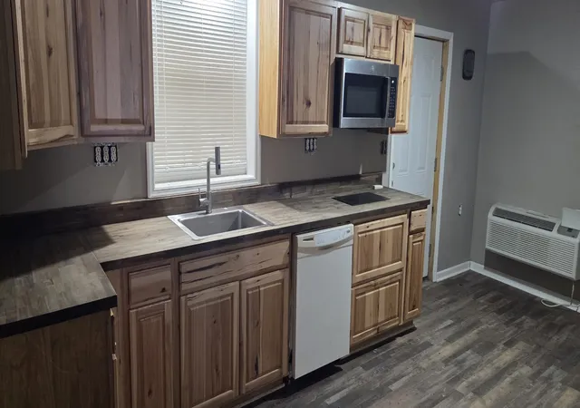 Photo 1 of Single family home for sale at 403 End Ln, Woodbury, TN 37190 | MLS# 3611181 | Listing updated on 2026-10-03
