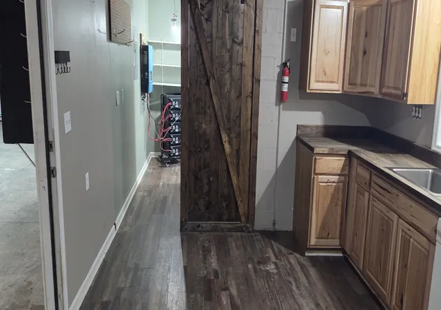 Photo 2 of Single family home for sale at 403 End Ln, Woodbury, TN 37190 | MLS# 3611181 | Listing updated on 2026-10-03