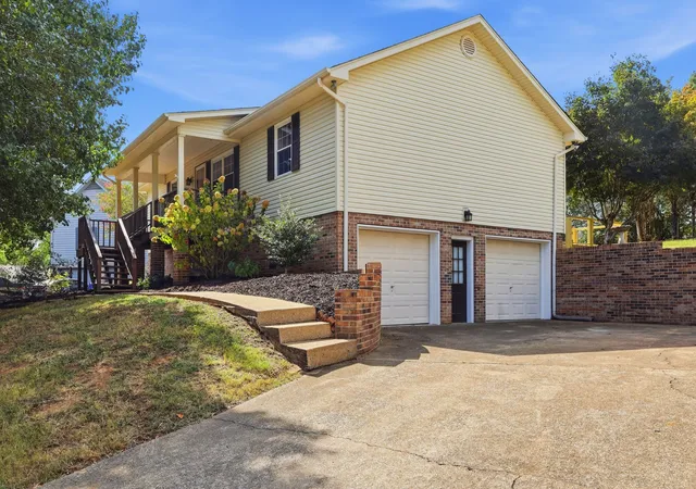 Photo 1 of Single family home for sale at 201 Vermont Dr Nw, Cleveland, TN 37312 | MLS# 3611372 | Listing updated on 2026-10-06
