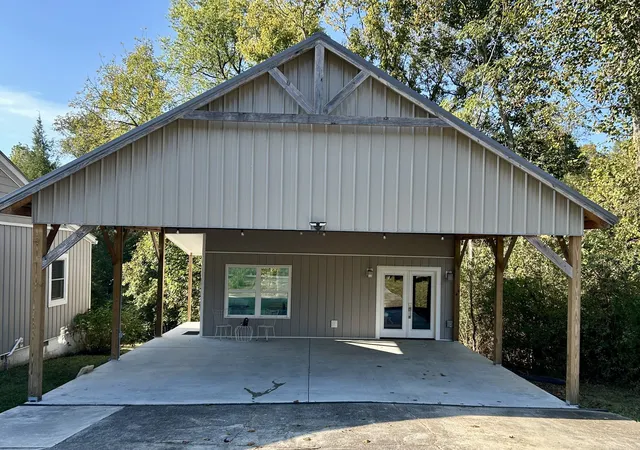 Photo 4 of Single family home for sale at 1671 Dry Crk Rd, Mc Minnville, TN 37110 | MLS# 3611248 | Listing updated on 2026-10-07