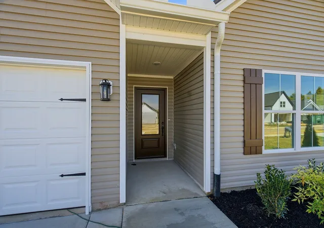Photo 3 of Single family home for sale at 2032 Northwind Ct, Cedar Hill, TN 37032 | MLS# 3611246 | Listing updated on 2026-10-03