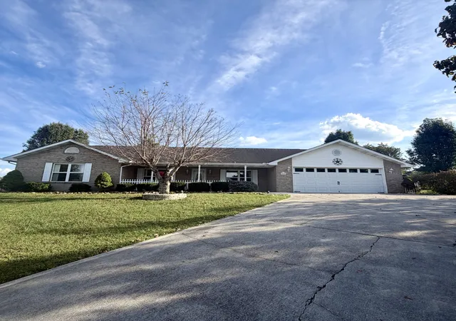 Single family home for sale at 2526 Goingback Cir, Sevierville, TN 37876 | MLS# 3611284