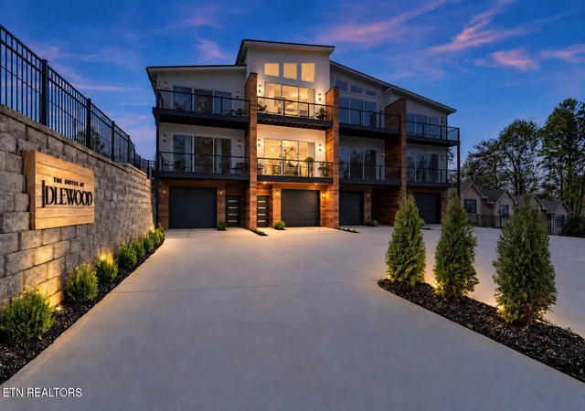 Photo 1 of Single family home for sale at 641 Idlewood Ln, Knoxville, TN 37923 | MLS# 3611262 | Listing updated on 2026-10-06