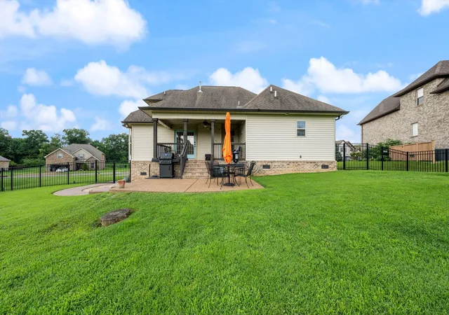 Photo 3 of Single family home for sale at 831 Manner Ln, Lebanon, TN 37087 | MLS# 3611772 | Listing updated on 2026-10-06