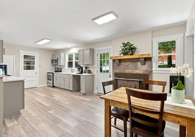 Photo 3 of Single family home for sale at 2390 Harlan Rd, Columbia, TN 38401 | MLS# 3611290 | Listing updated on 2026-10-03