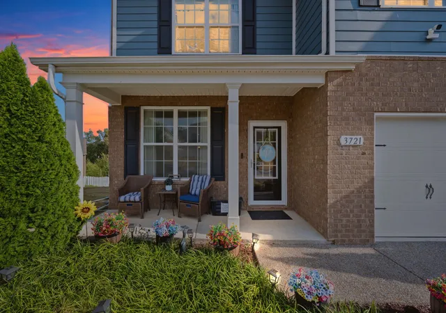 Photo 3 of Townhouse for sale at 3721 Timber Bark Ct, Smyrna, TN 37167 | MLS# 3611428 | Listing updated on 2026-10-04