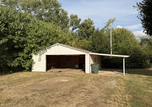 Photo 3 of Single family home for sale at 106 Fountain Head Rd, Portland, TN 37148 | MLS# 3611465 | Listing updated on 2026-10-06
