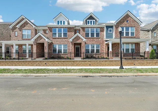 Photo 1 of Townhouse for sale at 2718 Willowoak Trl #2503, Murfreesboro, TN 37129 | MLS# 3611295 | Listing updated on 2026-10-30