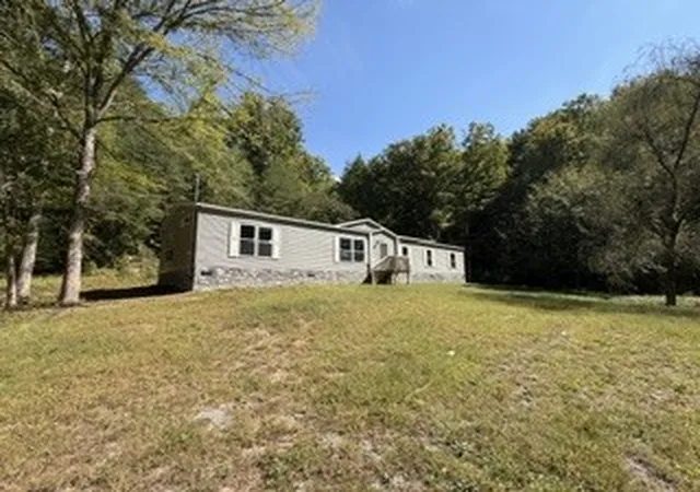 Photo 1 of Manufactured home for sale at 1047 Lin Crk Dr, Sevierville, TN 37876 | MLS# 3611317 | Listing updated on 2026-10-04
