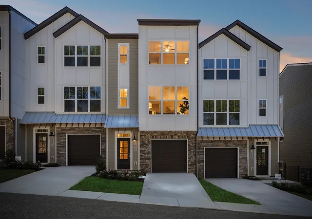 Photo 2 of Townhouse for sale at 2010 Sonya Ter, Nashville, TN 37209 | MLS# 3618756 | Listing updated on 2026-10-09