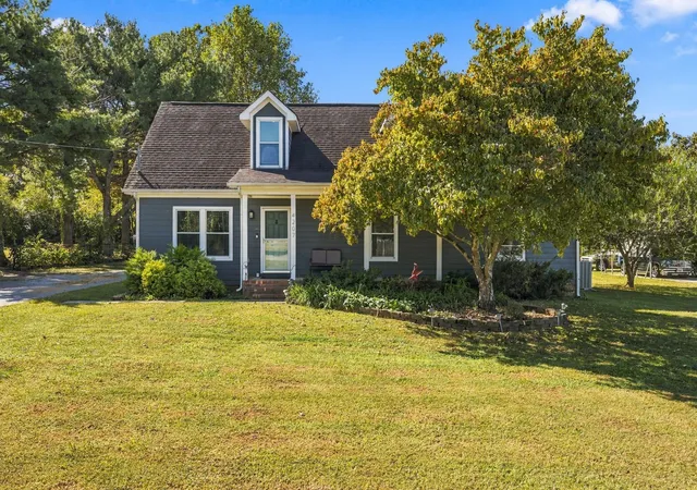Photo 2 of Single family home for sale at 4207 Reed Downs Dr, Murfreesboro, TN 37129 | MLS# 3611327 | Listing updated on 2026-10-16
