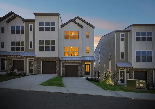 Photo 2 of Townhouse for sale at 2008 Sonya Ter, Nashville, TN 37209 | MLS# 3618761 | Listing updated on 2026-10-09