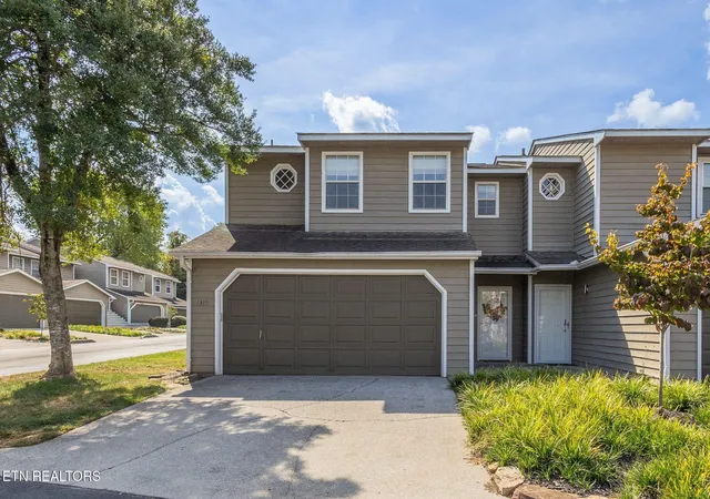 Single family home for sale at 1319 Covington Dr, Knoxville, TN 37919 | MLS# 3611323