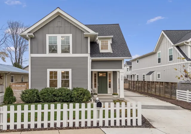Single family home for sale at 308 Natchez St, Franklin, TN 37064 | MLS# 3612045