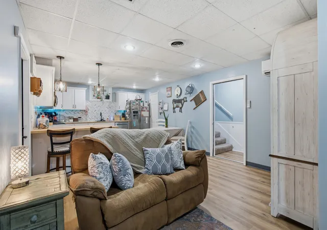 Photo 4 of Single family home for sale at 1050 Moncrief Cir, Greenbrier, TN 37073 | MLS# 3612189 | Listing updated on 2026-10-30