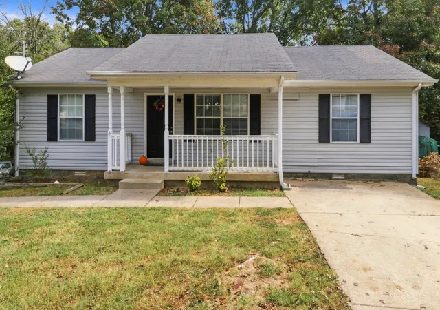 Photo 1 of Single family home for sale at 316 Crockett Ct, La Vergne, TN 37086 | MLS# 3619133 | Listing updated on 2026-10-11