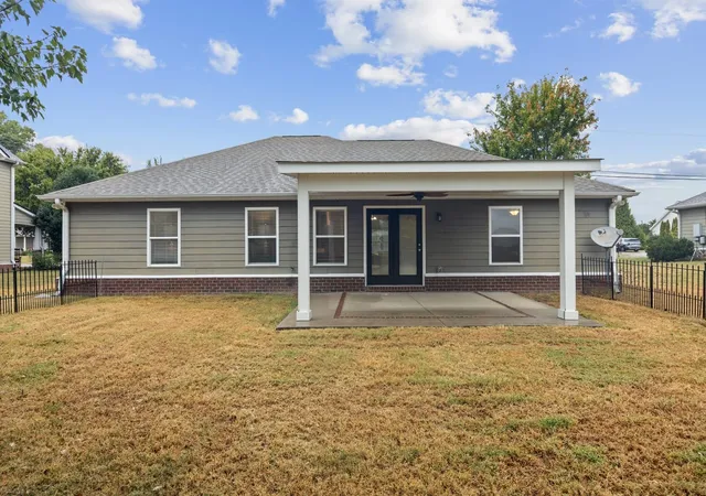 Photo 3 of Single family home for sale at 2280 Honey Farm Way, Columbia, TN 38401 | MLS# 3612402 | Listing updated on 2026-10-08