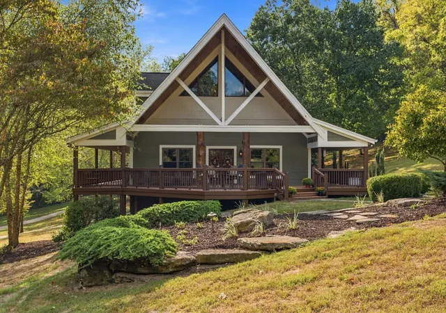 Photo 1 of Single family home for sale at 7834 Old Charlotte Pike, Nashville, TN 37209 | MLS# 3612085 | Listing updated on 2026-10-06