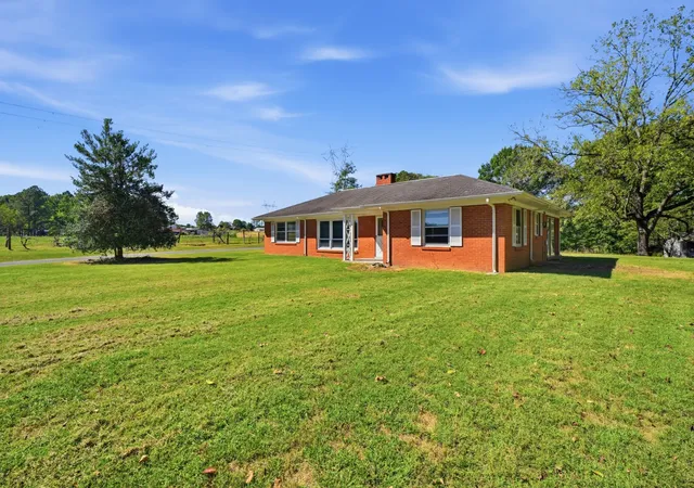 Photo 4 of Single family home for sale at 5554 Stacy Springs Rd, Springfield, TN 37172 | MLS# 3612684 | Listing updated on 2026-10-08