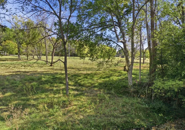 Photo 1 of Land for sale at 5562 Stacy Springs Rd, Springfield, TN 37172 | MLS# 3612693 | Listing updated on 2026-10-08