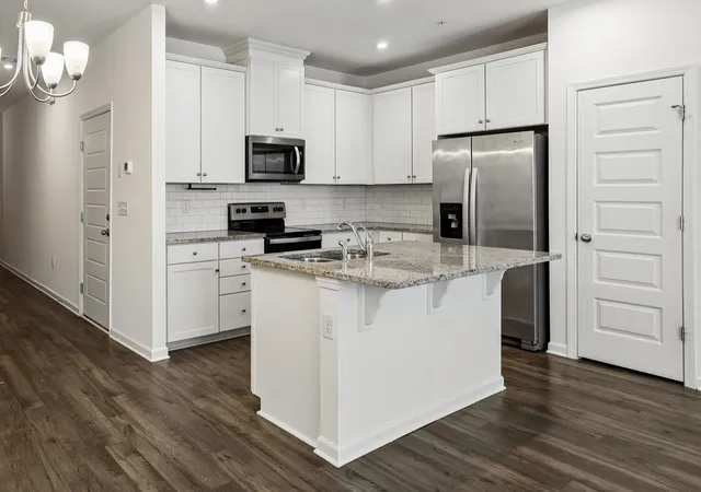 Photo 2 of Townhouse for sale at 3307 Deerchase Cir, Murfreesboro, TN 37129 | MLS# 3611359 | Listing updated on 2026-10-07