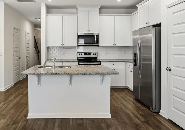 Photo 4 of Townhouse for sale at 3307 Deerchase Cir, Murfreesboro, TN 37129 | MLS# 3611359 | Listing updated on 2026-10-07
