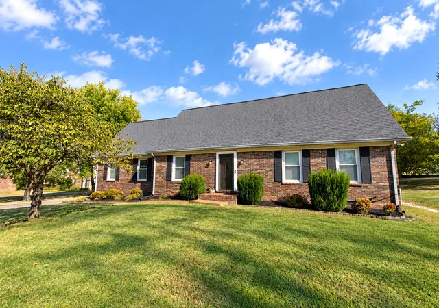 Photo 3 of Single family home for sale at 115 Herman Harrison Dr, Hendersonville, TN 37075 | MLS# 3611387 | Listing updated on 2026-10-08