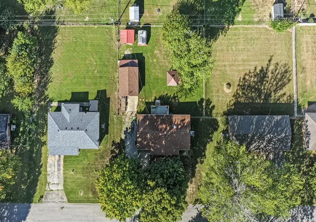 Photo 3 of Single family home for sale at 65 Glendale Dr, Cadiz, KY 42211 | MLS# 3611364 | Listing updated on 2026-10-04