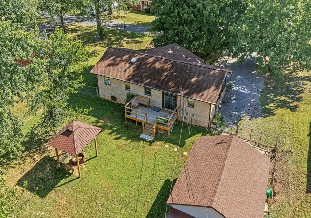 Photo 3 of Single family home for sale at 65 Glendale Dr, Cadiz, KY 42211 | MLS# 3611364 | Listing updated on 2026-10-04