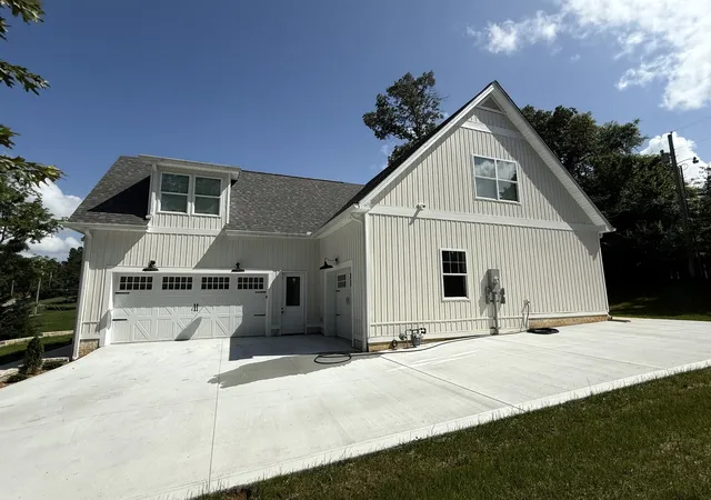 Photo 2 of Single family home for sale at 1168 N Franklin Ave, Cookeville, TN 38501 | MLS# 3611385 | Listing updated on 2026-10-04