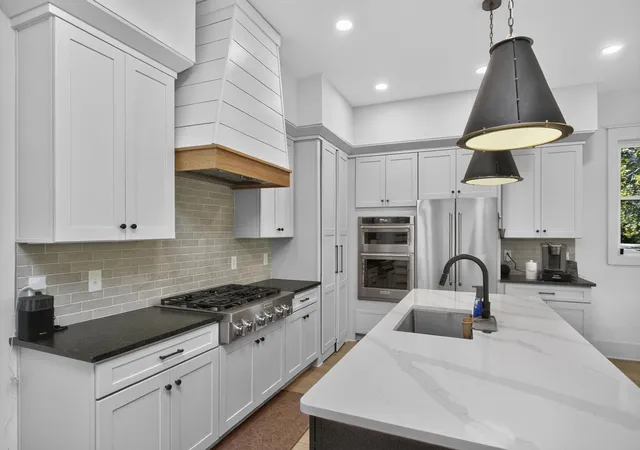 Photo 2 of Single family home for sale at 1897 New Lewisburg Hwy, Columbia, TN 38401 | MLS# 3612059 | Listing updated on 2026-10-06
