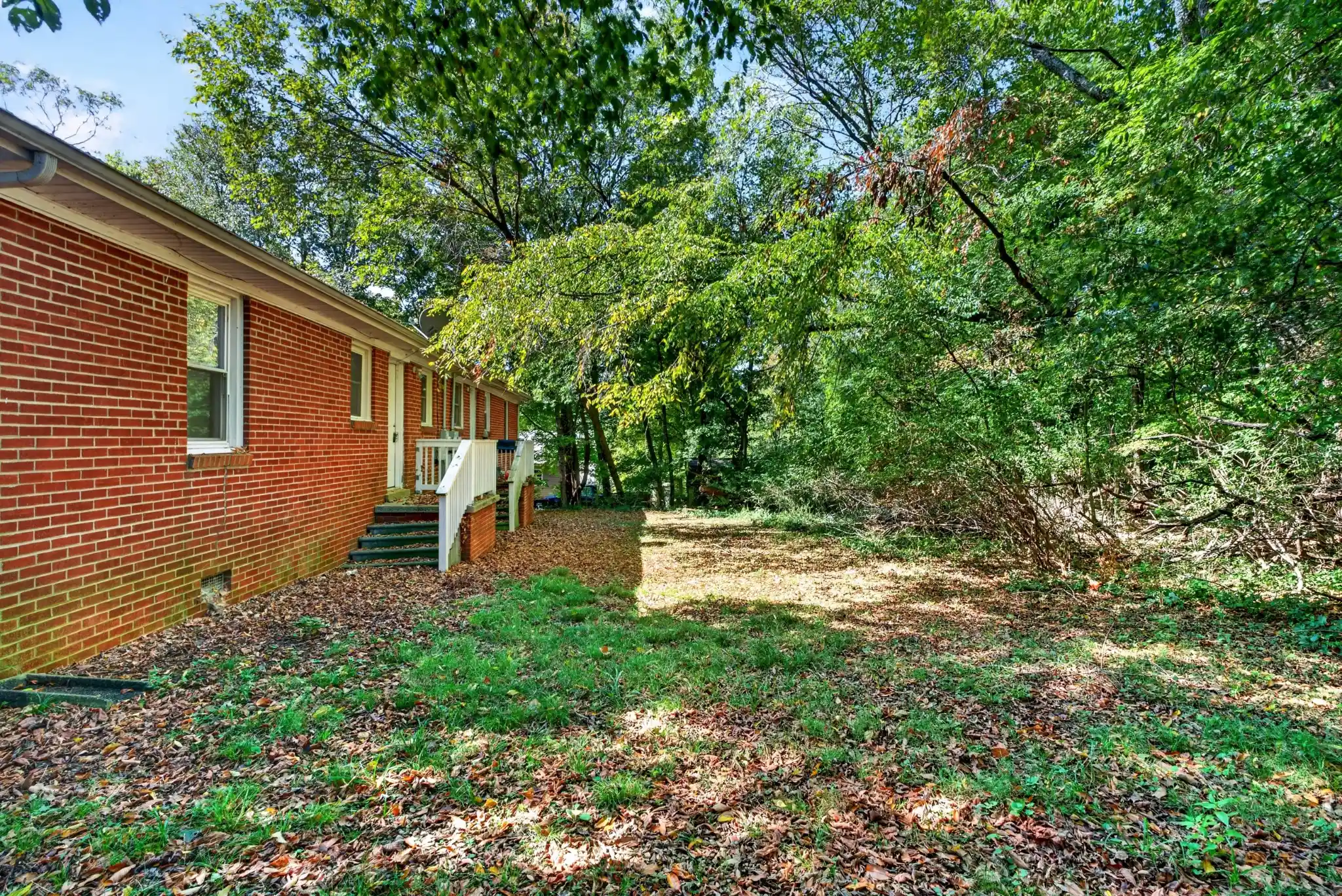 Listing Photo 27 - Condo for sale in 896 Locust Dr located at 896 Locust Dr, Clarksville, TN 37040 - Unit 896 Locust Dr