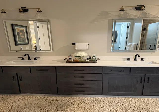Photo 3 of Single family home for sale at 324 33rd Avenue N, Nashville, TN 37209 | MLS# 3613194 | Listing updated on 2026-10-09