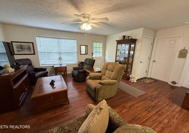 Photo 4 of Single family home for sale at 3412 Point Pleasant Rd, Newport, TN 37821 | MLS# 3611414 | Listing updated on 2026-10-04