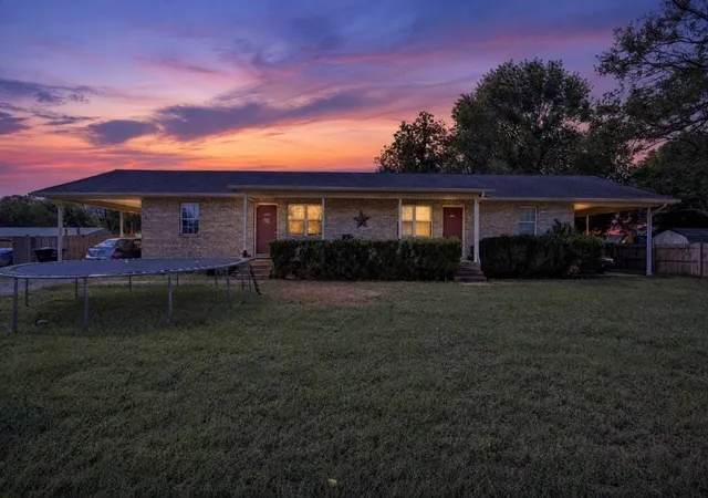 Photo 1 of Multi family home for sale at 200202 S Roosevelt St, Tullahoma, TN 37388 | MLS# 3612423 | Listing updated on 2026-10-06