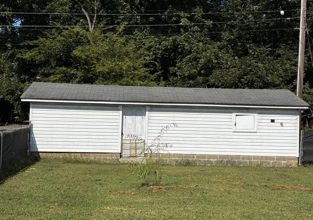 Photo 4 of Single family home for sale at 1018 Elm Ave, South Pittsburg, TN 37380 | MLS# 3611496 | Listing updated on 2026-10-08