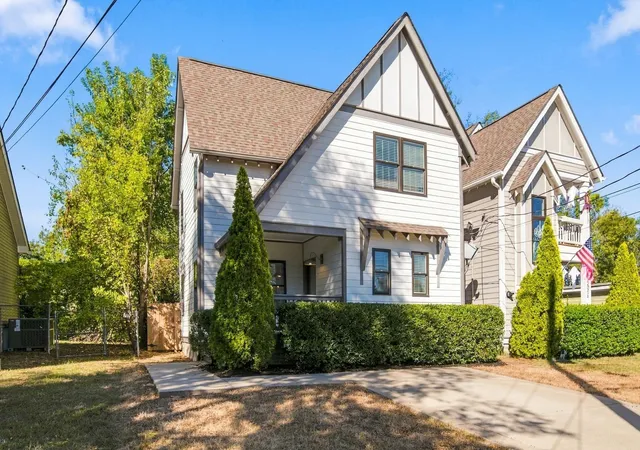 Photo 1 of Single family home for sale at 1205 Keller Ave, Nashville, TN 37216 | MLS# 3612282 | Listing updated on 2026-10-08