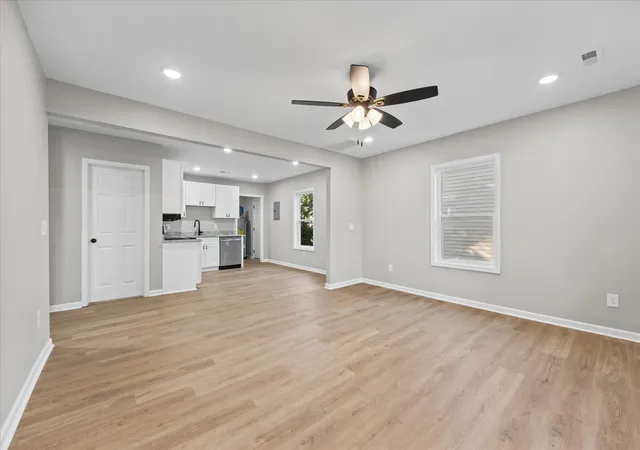 Photo 3 of Single family home for sale at 622 Elder St, Clarksville, TN 37040 | MLS# 3614507 | Listing updated on 2026-10-08