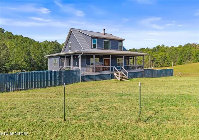 Photo 3 of Single family home for sale at 106 Cagle Rd, Tellico Plains, TN 37385 | MLS# 3611541 | Listing updated on 2026-10-05