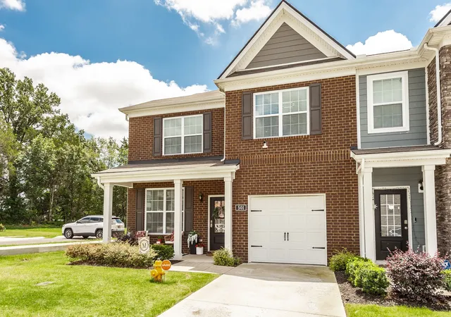 Photo 3 of Townhouse for sale at 501 Ferndale Pl, Lebanon, TN 37087 | MLS# 3611900 | Listing updated on 2026-10-05