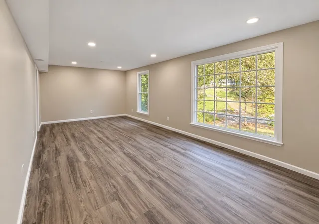 Photo 3 of Multi family home for sale at 1009 Harpeth Valley Ct, Nashville, TN 37221 | MLS# 3611645 | Listing updated on 2026-10-05