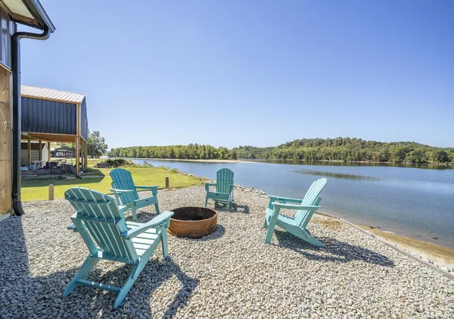 Photo 2 of Manufactured home for sale at 980 S Riverfront Dr #17A,17B, Clifton, TN 38425 | MLS# 3611613 | Listing updated on 2026-10-05