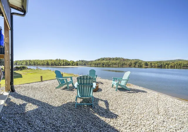Photo 3 of Manufactured home for sale at 980 S Riverfront Dr #17A,17B, Clifton, TN 38425 | MLS# 3611613 | Listing updated on 2026-10-05