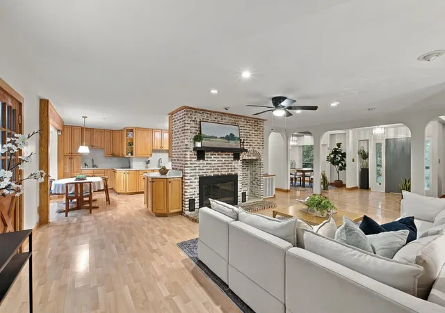 Photo 1 of Single family home for sale at 5353 Green Valley Ct, Nashville, TN 37220 | MLS# 3611888 | Listing updated on 2026-10-05