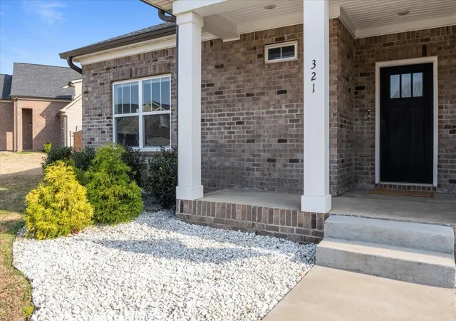 Photo 3 of Single family home for sale at 321 Wyburn Pl, Burns, TN 37029 | MLS# 3612592 | Listing updated on 2026-10-09