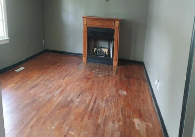 Photo 2 of Single family home for sale at 300 Kee St, Hollow Rock, TN 38342 | MLS# 3612240 | Listing updated on 2026-10-06