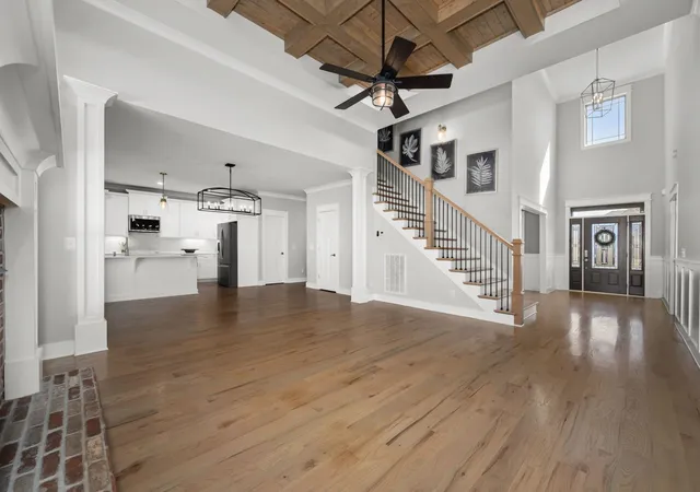 Photo 3 of Single family home for sale at 1729 N Side Dr, Murfreesboro, TN 37130 | MLS# 3615487 | Listing updated on 2026-10-09